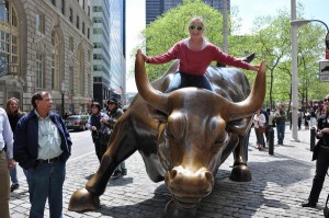 Student taking her tour by the horns | Educational Tours to New York